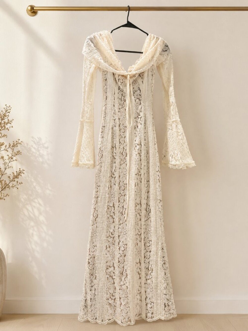 House of CB Belle Cream Floral Lace Off Shoulder Maxi Dress Size S - Picture 4 of 4